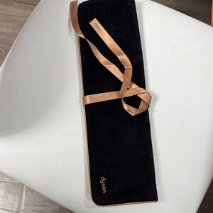 Dyson Black and Tan Accessory Holder